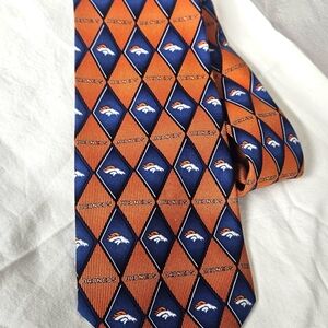NFL Denver Broncos Logo Vintage Tie Necktie
